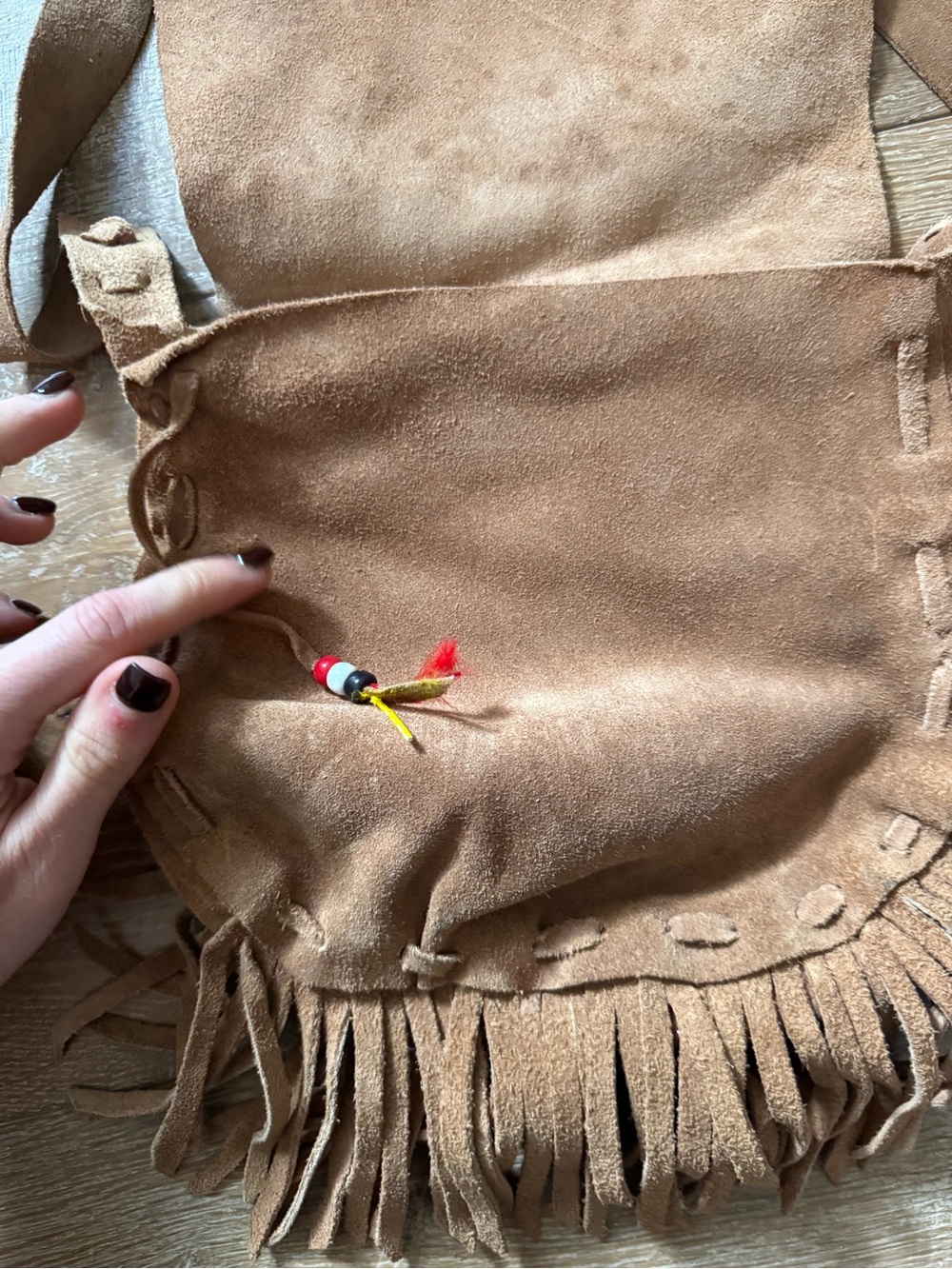 Handmade Native American Tribal Tan Suede Crossbody with Fringe - Picture 5 of 9